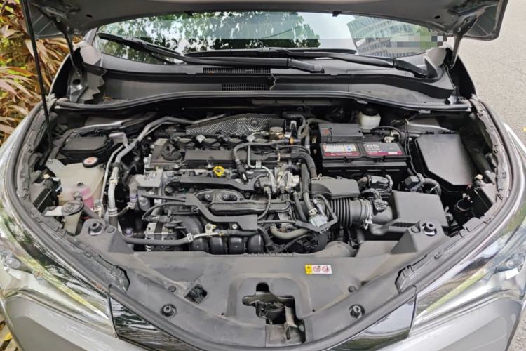 Used Toyota IZOA 2020 2.0L Enjoy Edition Engine Bay