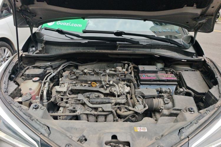 Used Toyota IZOA 2020 2.0L Yichi Version Engine Bay