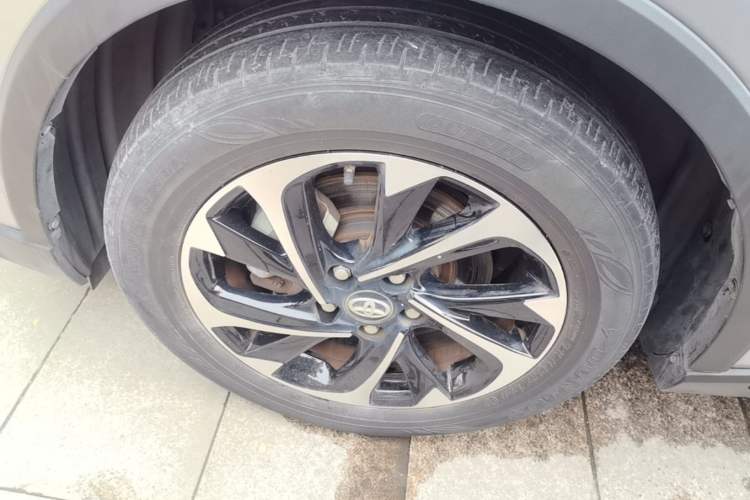 Used Toyota IZOA 2020 2.0L Enjoy Edition Exterior 2