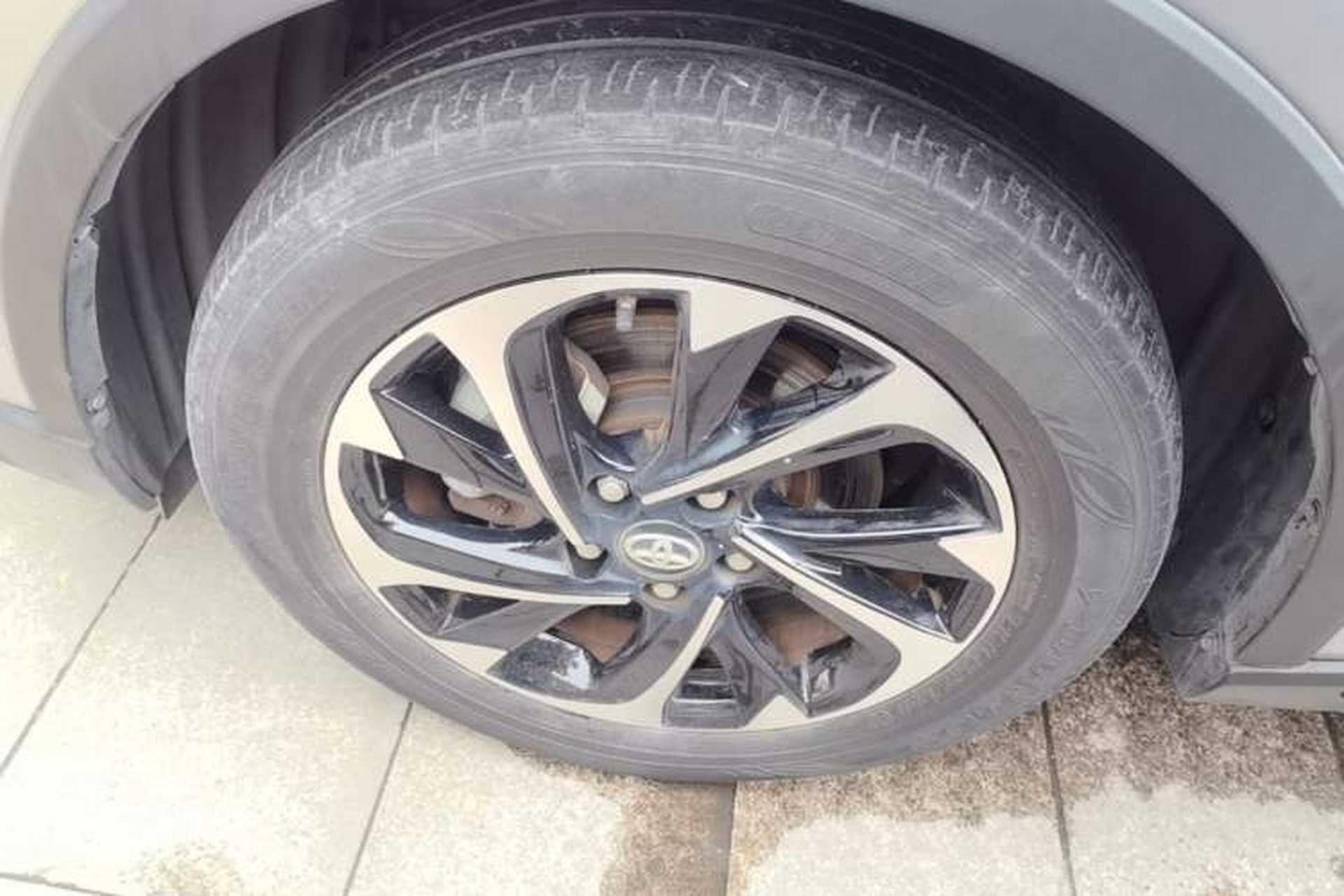 Used Toyota IZOA 2020 2.0L Enjoy Edition Exterior 2