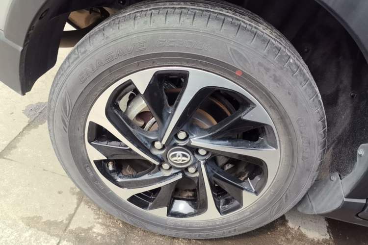 Used Toyota IZOA 2020 2.0L Enjoy Edition Exterior 3