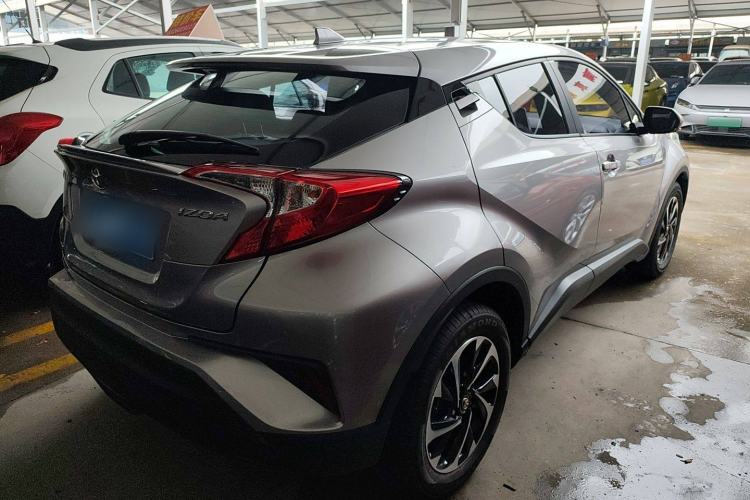 Used Toyota IZOA 2020 2.0L Yi Xiang CARE Exterior 3