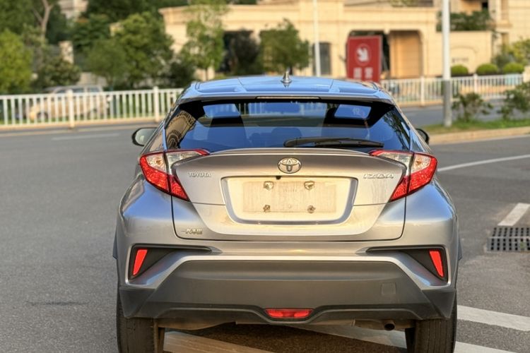 Used Toyota IZOA 2020 2.0L Enjoy Edition Exterior 4