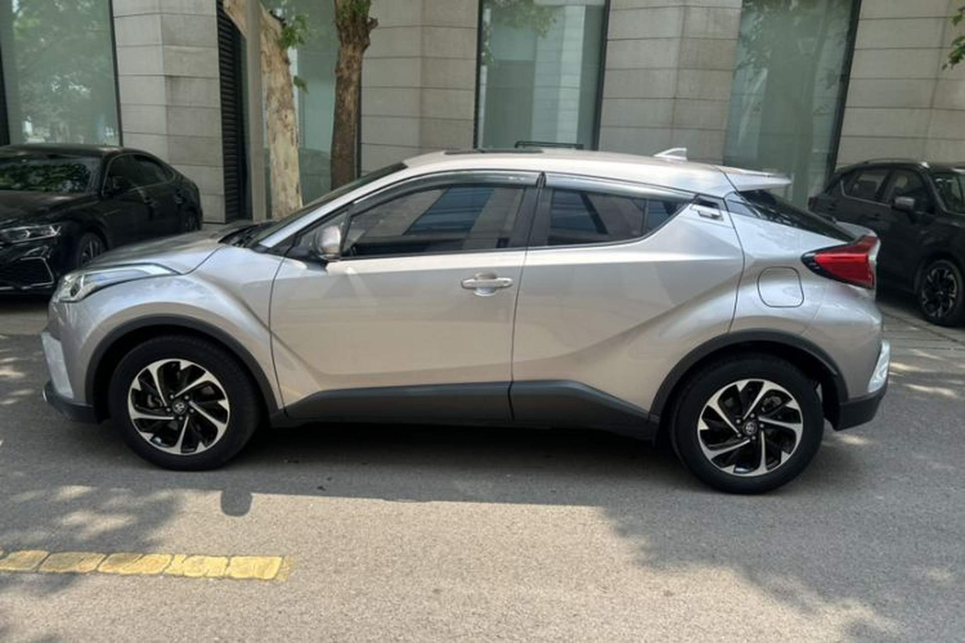 Used Toyota IZOA 2020 2.0L Enjoy Edition Exterior 6