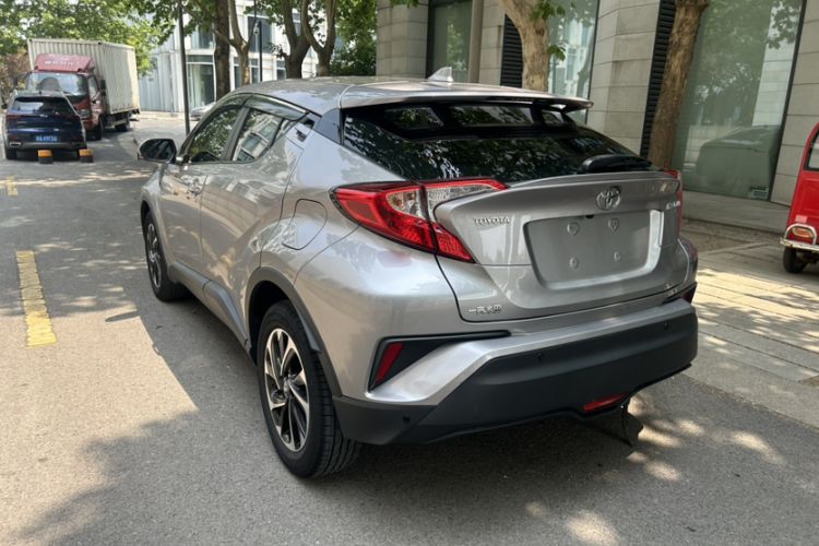 Used Toyota IZOA 2020 2.0L Enjoy Edition Exterior 7