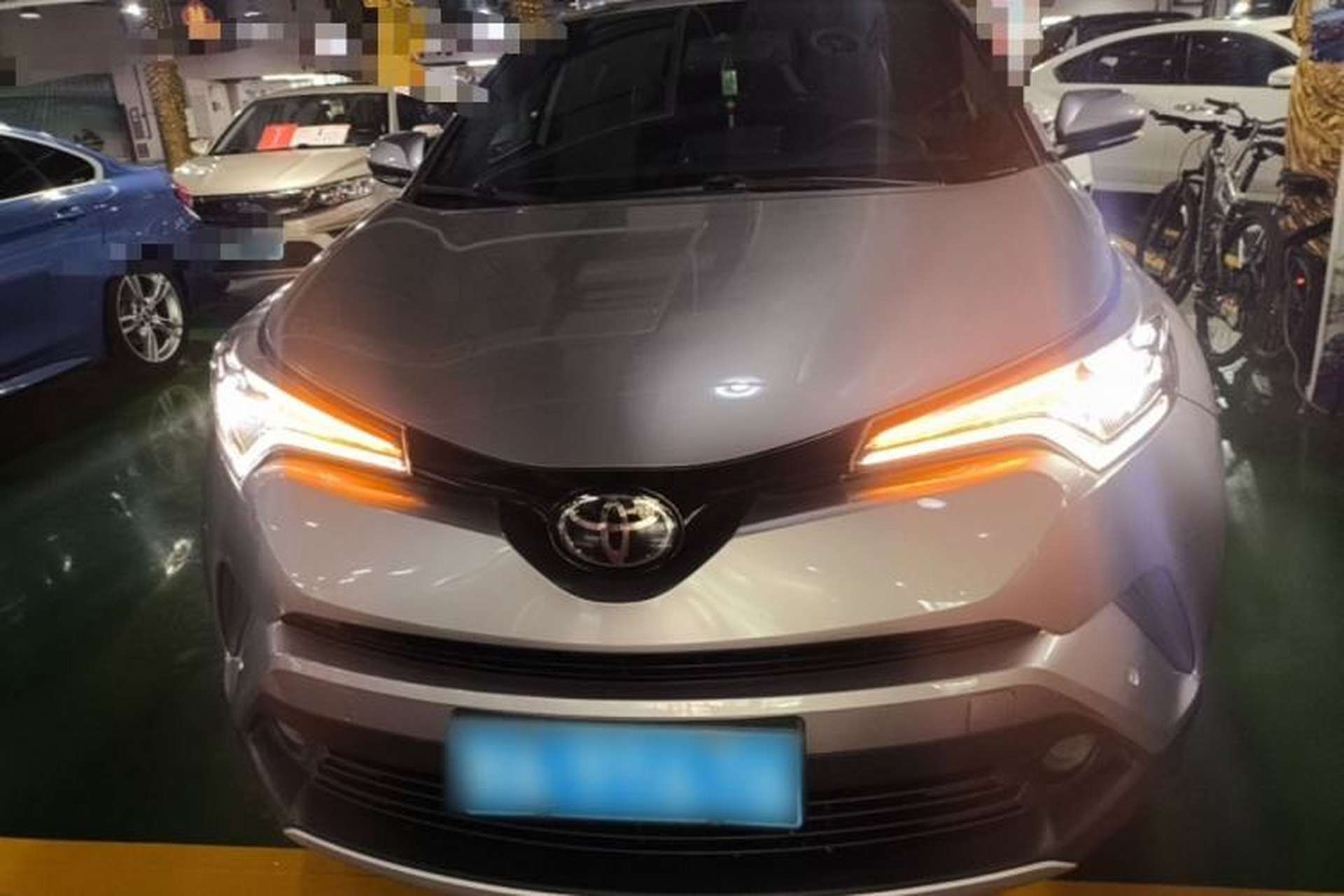 Used Toyota IZOA 2020 2.0L Yichi Version Front