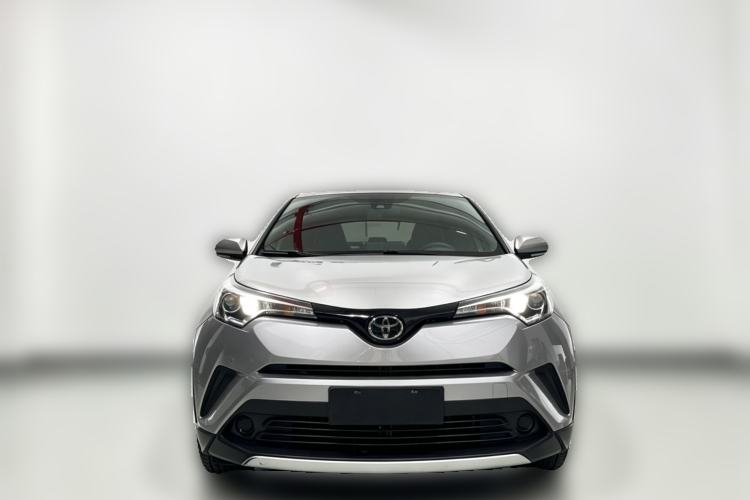 Used Toyota IZOA 2020 2.0L Yi Xiang CARE Front