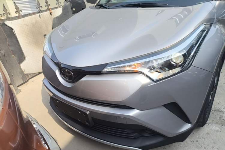 Used Toyota IZOA 2020 2.0L Enjoy Edition Front