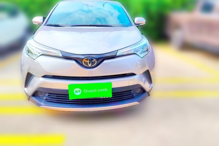 Used Toyota IZOA 2020 2.0L Yi Xiang CARE Front