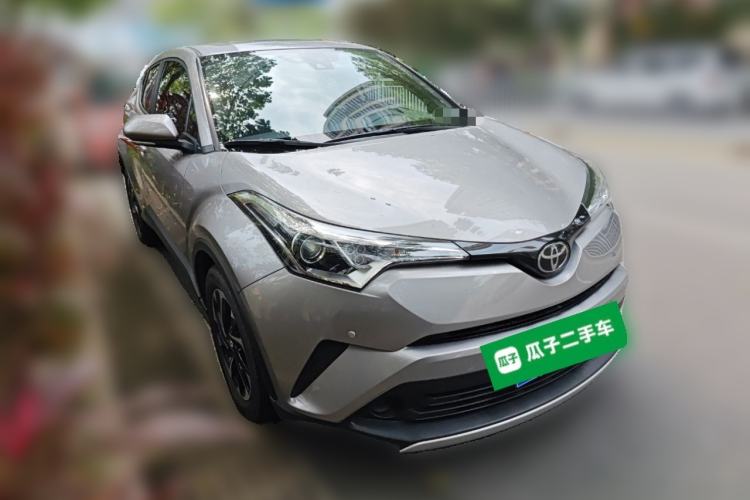 Used Toyota IZOA 2020 2.0L Enjoy Edition Front Right 45 Deg