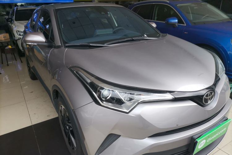 Used Toyota IZOA 2020 2.0L Enjoy Edition Front Right 45 Deg