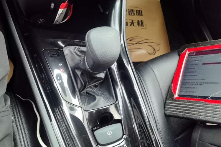 Used Toyota IZOA 2020 2.0L Enjoy Edition Gear Lever