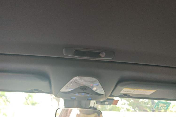Used Toyota IZOA 2020 2.0L Yichi Version Headliner