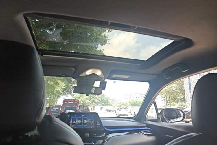 Used Toyota IZOA 2020 2.0L Enjoy Edition Headliner