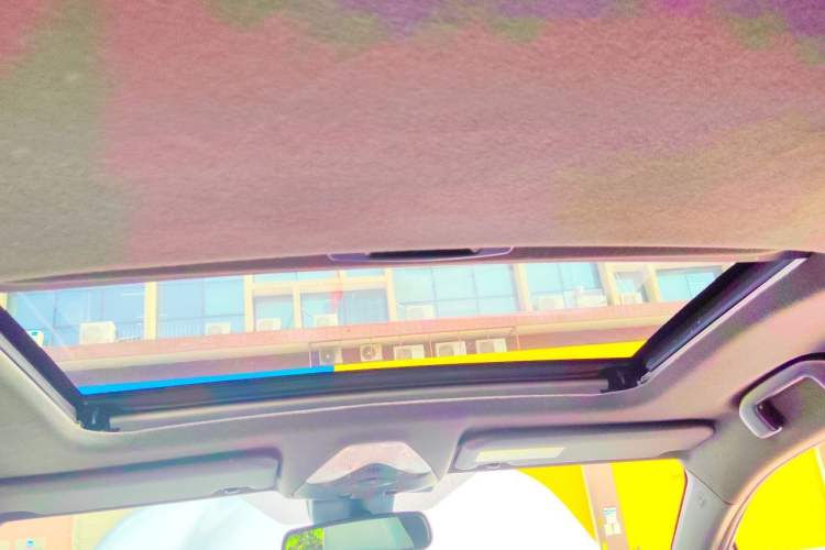 Used Toyota IZOA 2020 2.0L Yi Xiang CARE Headliner