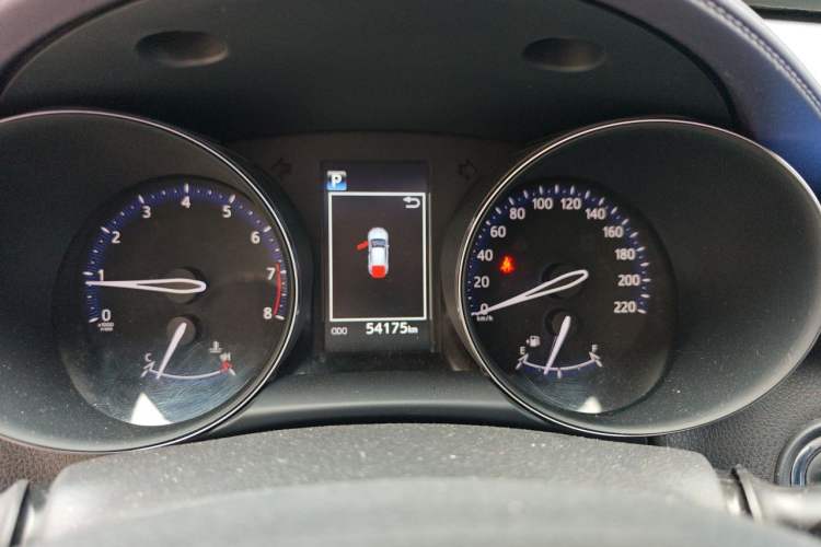 Used Toyota IZOA 2020 2.0L Yichi Version Instrument Cluster