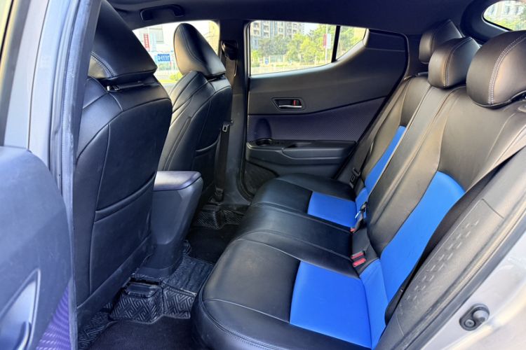 Used Toyota IZOA 2020 2.0L Enjoy Edition Interior 1