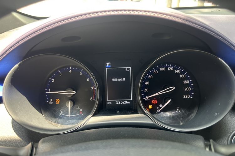 Used Toyota IZOA 2020 2.0L Enjoy Edition Interior 3