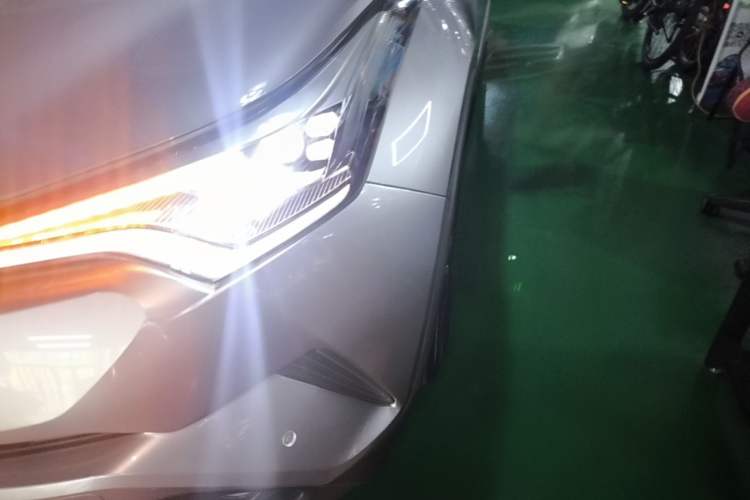 Used Toyota IZOA 2020 2.0L Yichi Version Left Front Headlight