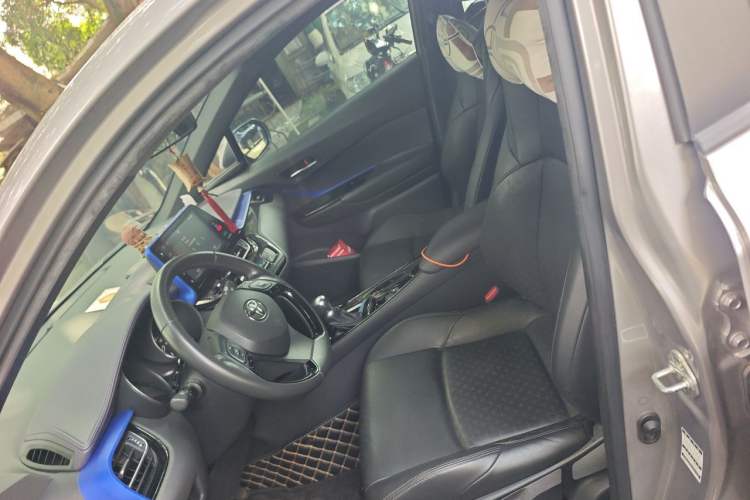 Used Toyota IZOA 2020 2.0L Yichi Version Left Front Seat