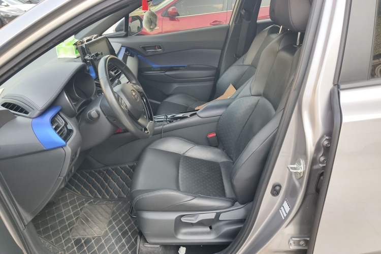 Used Toyota IZOA 2020 2.0L Yichi Version Left Front Seat