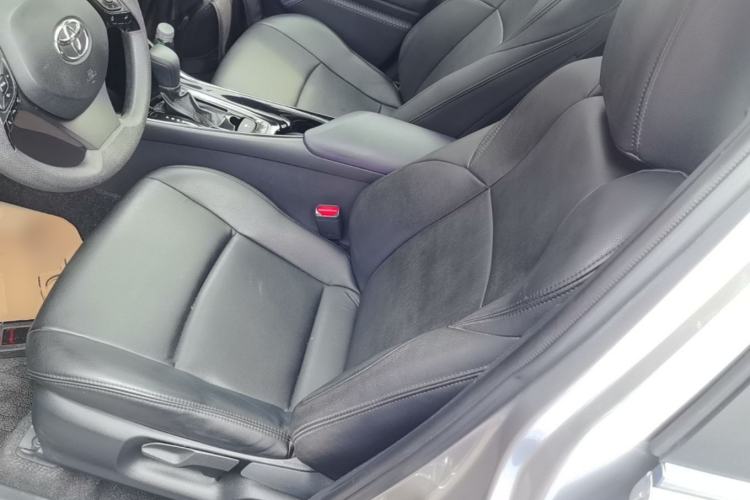 Used Toyota IZOA 2020 2.0L Enjoy Edition Left Front Seat