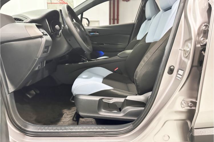 Used Toyota IZOA 2020 2.0L Yi Xiang CARE Left Front Seat