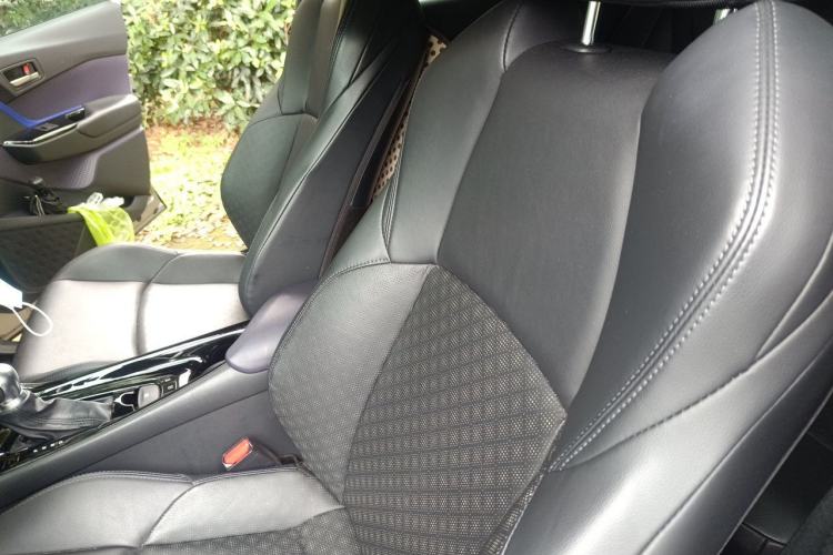 Used Toyota IZOA 2020 2.0L Yichi Version Left Front Seat