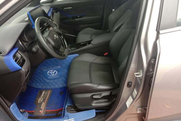 Used Toyota IZOA 2020 2.0L Yichi Version Left Front Seat