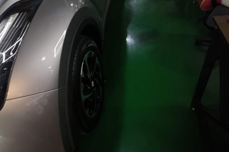 Used Toyota IZOA 2020 2.0L Yichi Version Left Front Wheel Hub