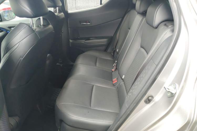 Used Toyota IZOA 2020 2.0L Yichi Version Left Rear Seat
