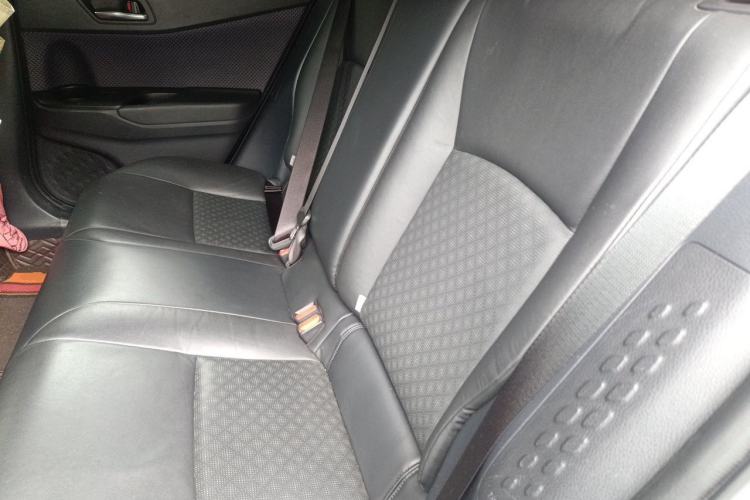 Used Toyota IZOA 2020 2.0L Yichi Version Left Rear Seat