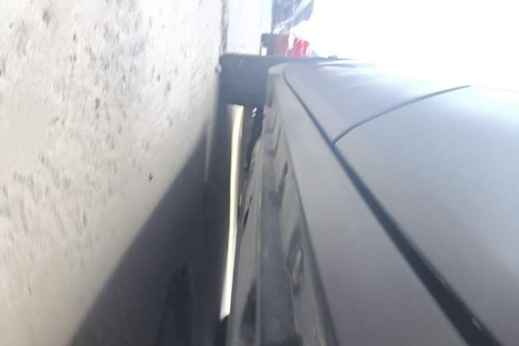 Used Toyota IZOA 2020 2.0L Enjoy Edition Left Side Sill