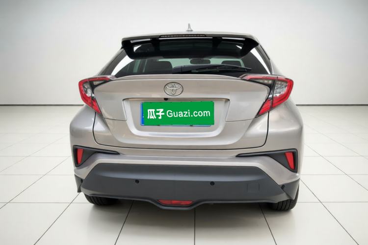 Used Toyota IZOA 2020 2.0L Yichi Version Rear