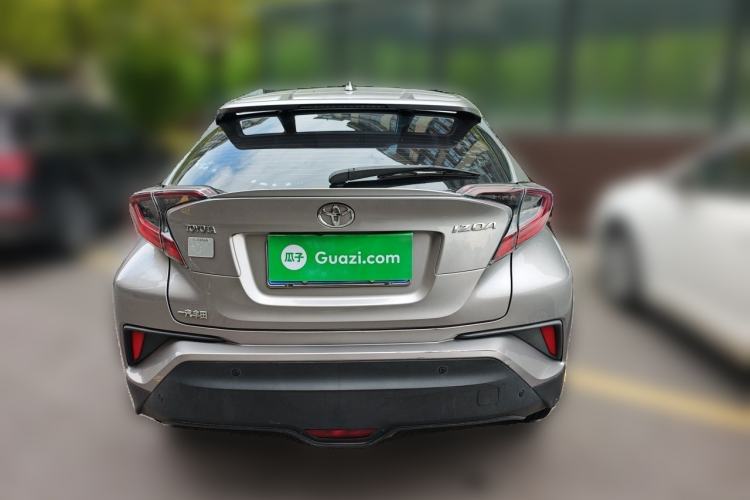 Used Toyota IZOA 2020 2.0L Yichi Version Rear