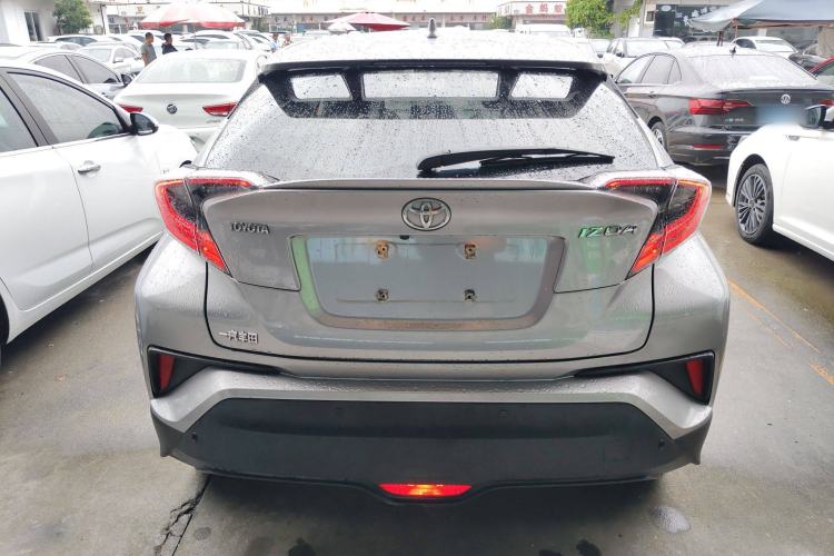 Used Toyota IZOA 2020 2.0L Yichi Version Rear