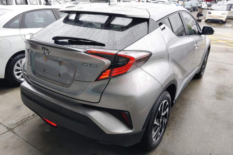 Used Toyota IZOA 2020 2.0L Yichi Version Rear Right 45 Deg