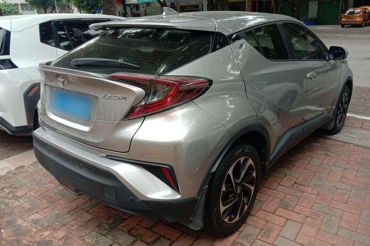 Used Toyota IZOA 2020 2.0L Yichi Version Rear Right 45 Deg