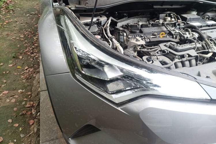 Used Toyota IZOA 2020 2.0L Yichi Version Right Front Headlight