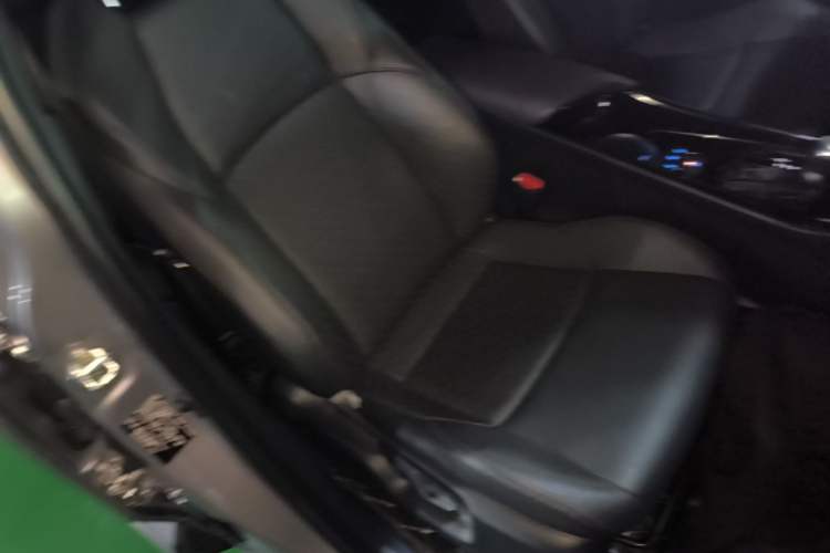 Used Toyota IZOA 2020 2.0L Yichi Version Right Front Seat