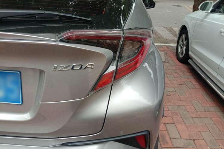 Used Toyota IZOA 2020 2.0L Yichi Version Right Rear Taillight