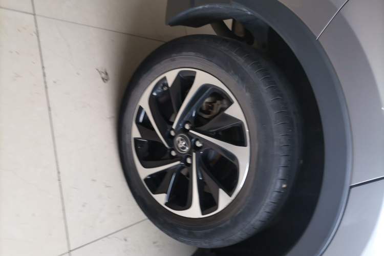 Used Toyota IZOA 2020 2.0L Enjoy Edition Right Rear Wheel Hub