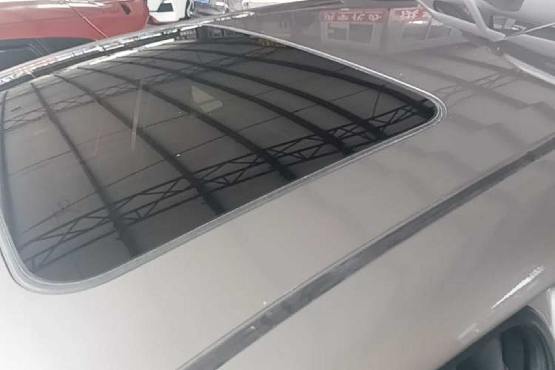 Used Toyota IZOA 2020 2.0L Yichi Version Roof
