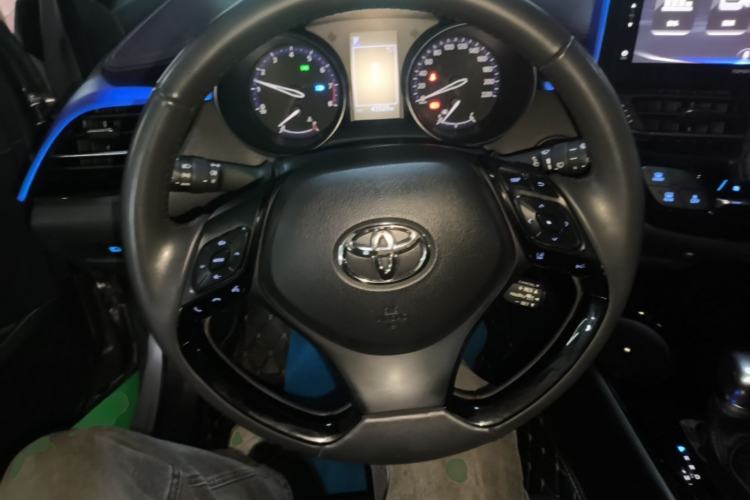 Used Toyota IZOA 2020 2.0L Yichi Version Steering Wheel