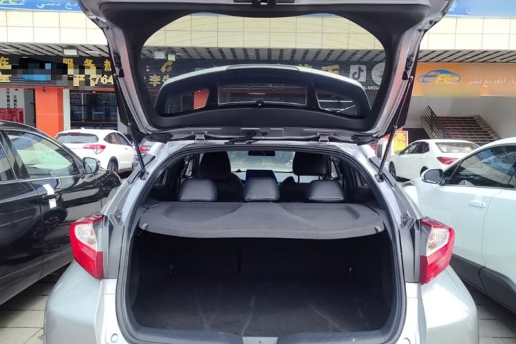 Used Toyota IZOA 2020 2.0L Enjoy Edition Trunk