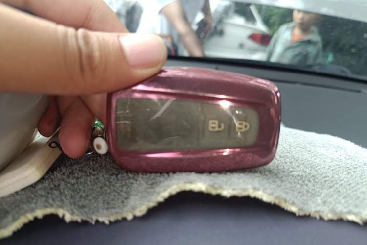 Used Toyota IZOA 2020 2.0L Yichi Version Vehicle Key