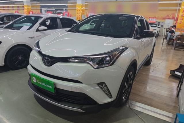 Used Toyota IZOA 2020 2.0L Yi Xiang CARE