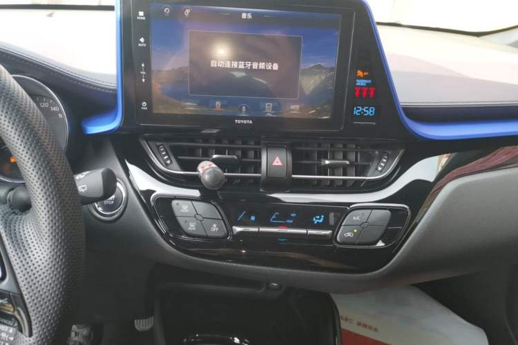 Used Toyota IZOA 2020 2.0L Enjoy Edition Audio And AC Panel