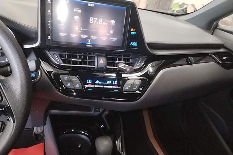 Used Toyota IZOA 2020 2.0L Yi Xiang CARE Audio And AC Panel