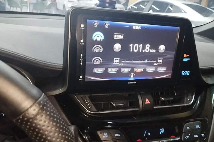 Used Toyota IZOA 2020 2.0L Yi Xiang CARE Audio And AC Panel